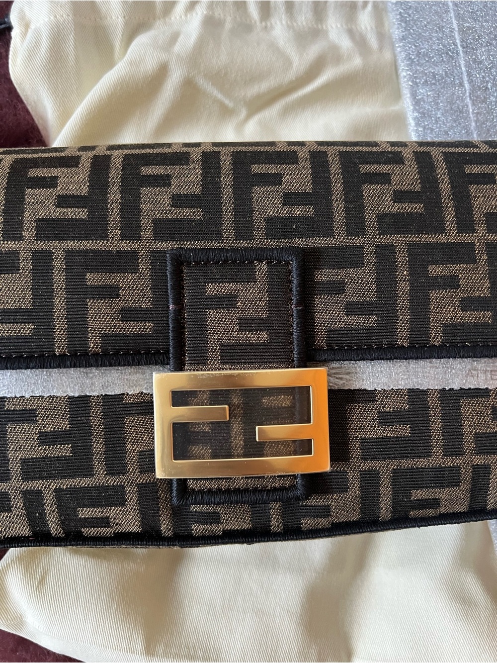 Fendi Baguette Bag in Brown FF Jacquard Fabric Bag NWT MSRP 3850 - Picture 8 of 17